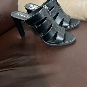 DKNY Black Heeled Sandals with Straps